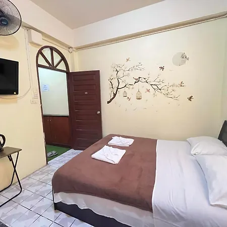 Sonya Residence Patong Exterior photo